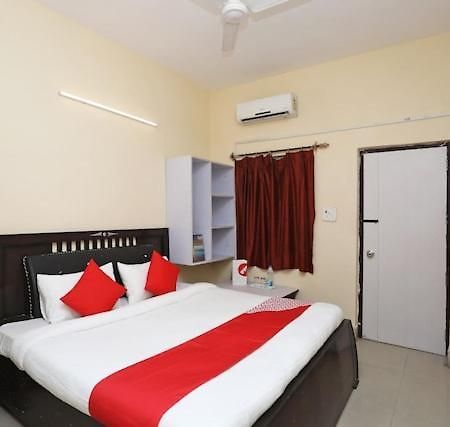רוהנגרי Mozy Guest House מראה חיצוני תמונה